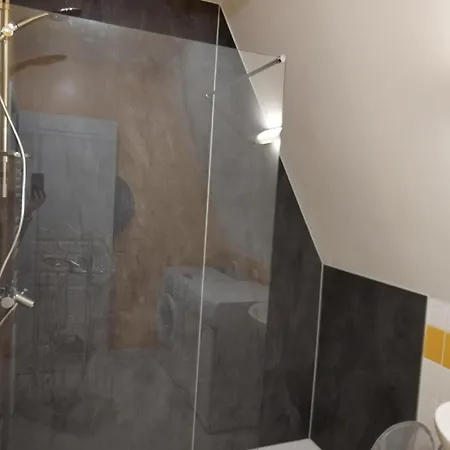 Les Du Clos بيت للعطل *